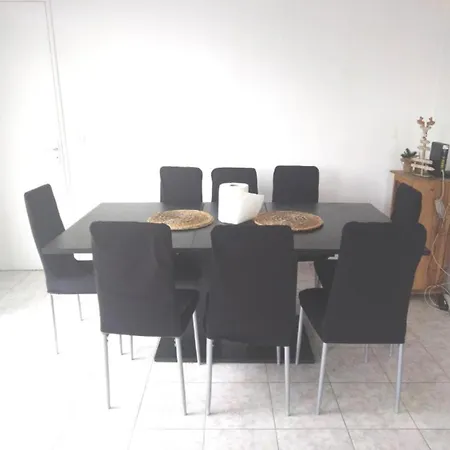 Apartment Familiale Face Au Square Arbore *